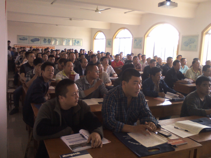 寿光市第一期驾驶员继续教育培训班在德隆技能培训学校顺利举行