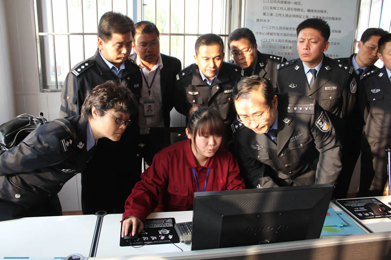 机动车年审“网上预约”通过省公安厅验收