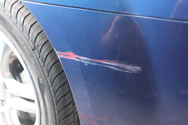 德隆快修就是这么神奇，一个小时让您爱车划痕消失